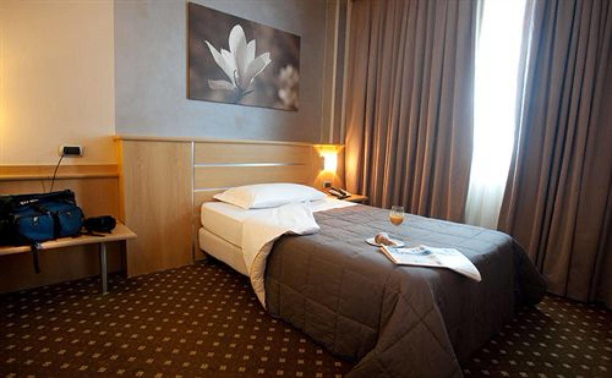 Garda 4* Montichiari